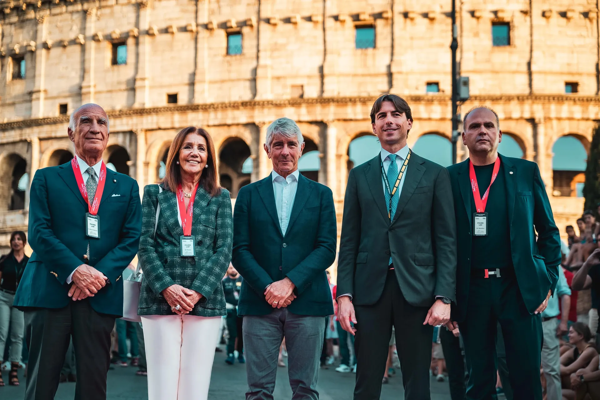 Max Rendina con rappresentanti delle istituzioni al Rally di Roma Capitale